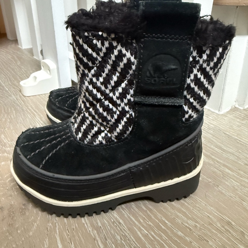 Sorel Houndstooth Black and White Girls Bots Toddler Snow Winter Boots 8